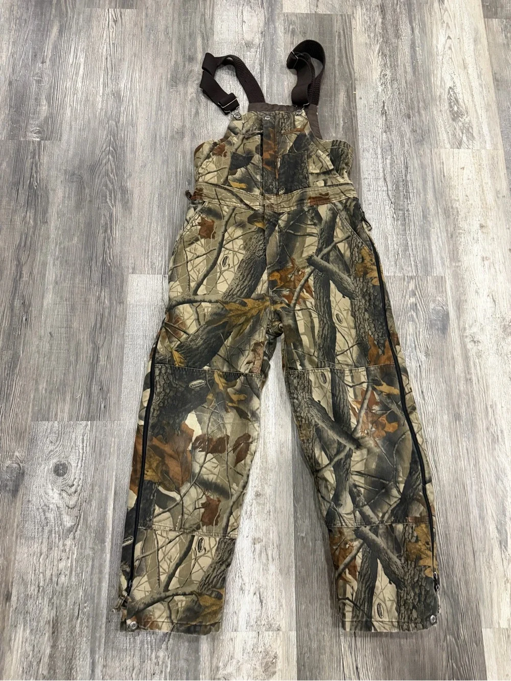 Youth Camo insulated Bib Overalls - size XL (18)
